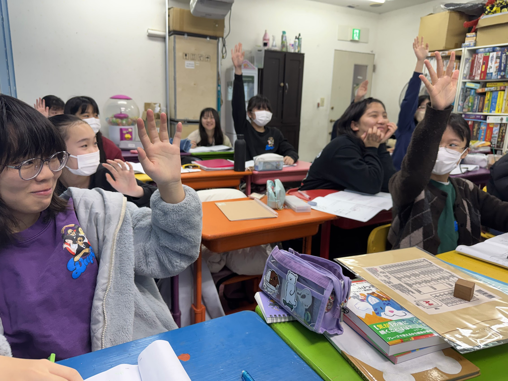 “ゴリラ乙女”たちは、今日もそれぞれの算数と格闘中。